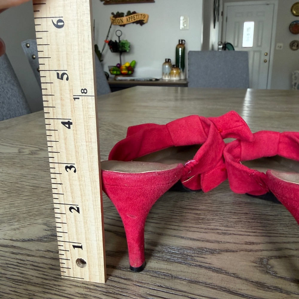 Loft Outlet Red Faux Suede Bow Pointed Toe Mule Kitten Heels Size 9M Slip On - Picture 6 of 8